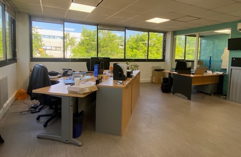 Plateau de bureaux dans un parc tertiaire à Mérignac
